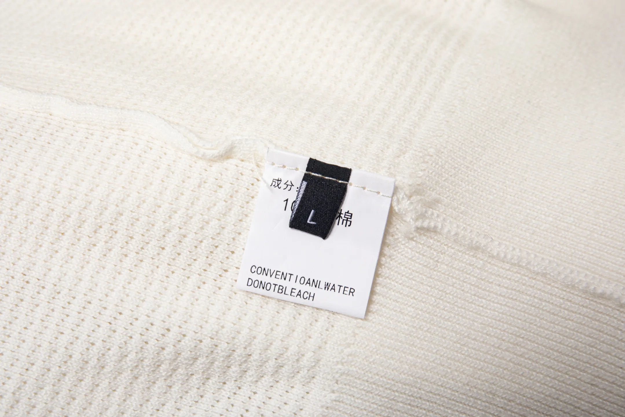 W 4 9 Size:M L XL XXL Color:White